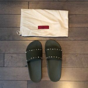 Valentino army green slides